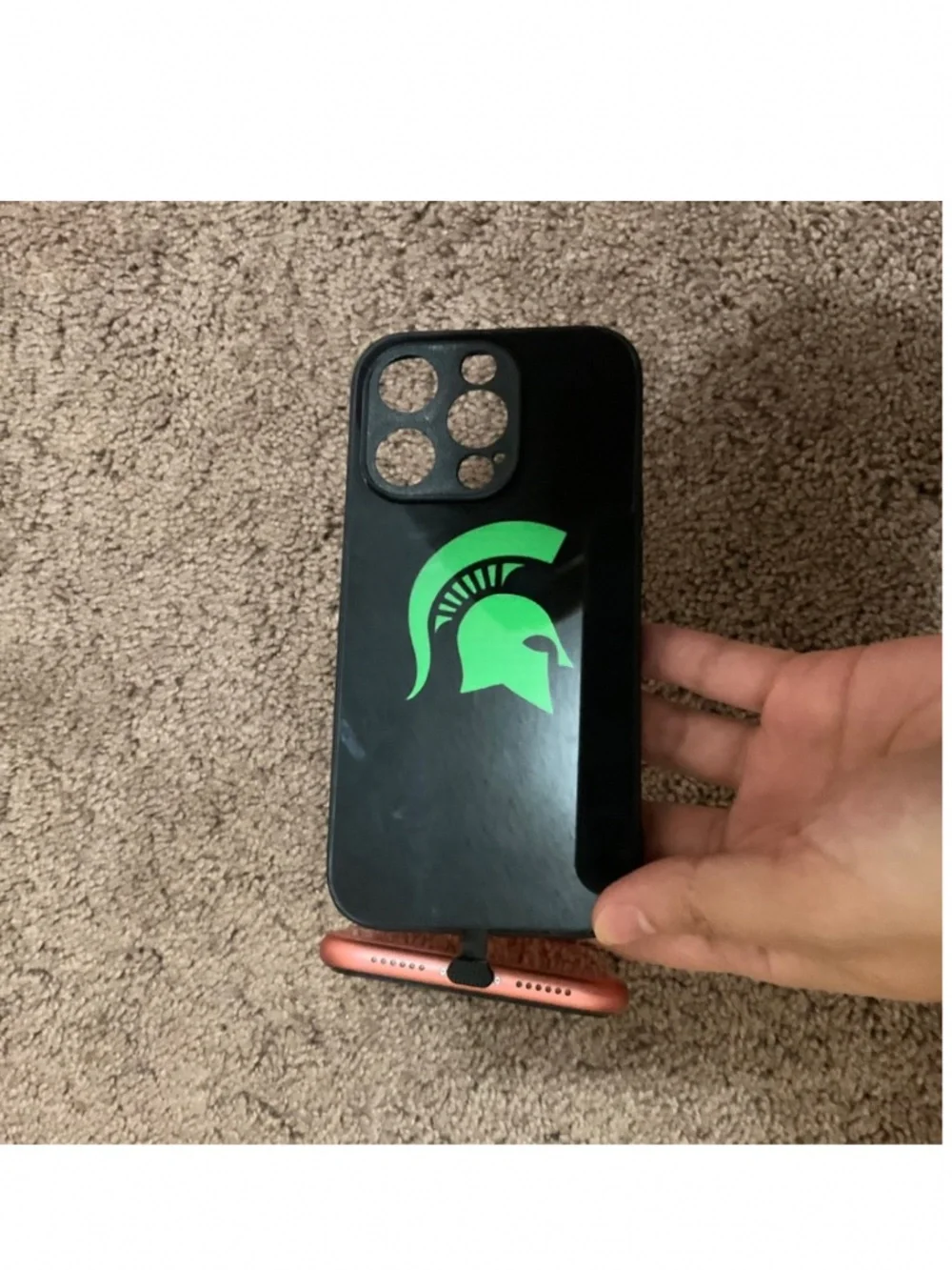4 items.iPhone 14pro LED light up case, Call Flash Phone Case